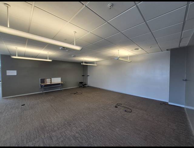 1,550M² OFFICE TO LET IN SANDTON CENTRAL